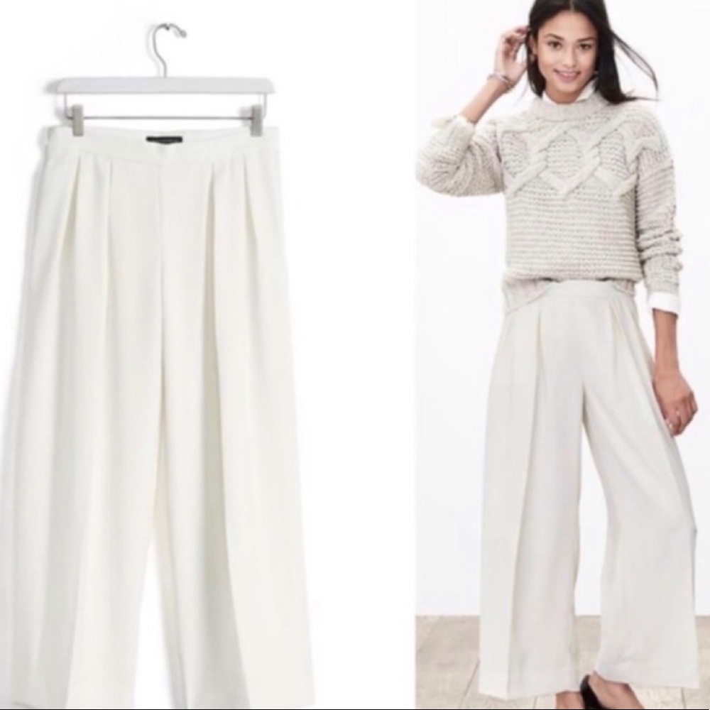Womens Size 8 Banana Republic Wide Leg Flare Pant